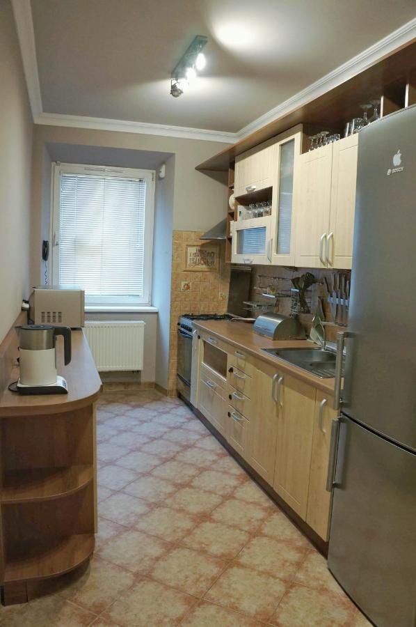 Apartments On Rynok Square, The Heart Of The City Lviv Luaran gambar