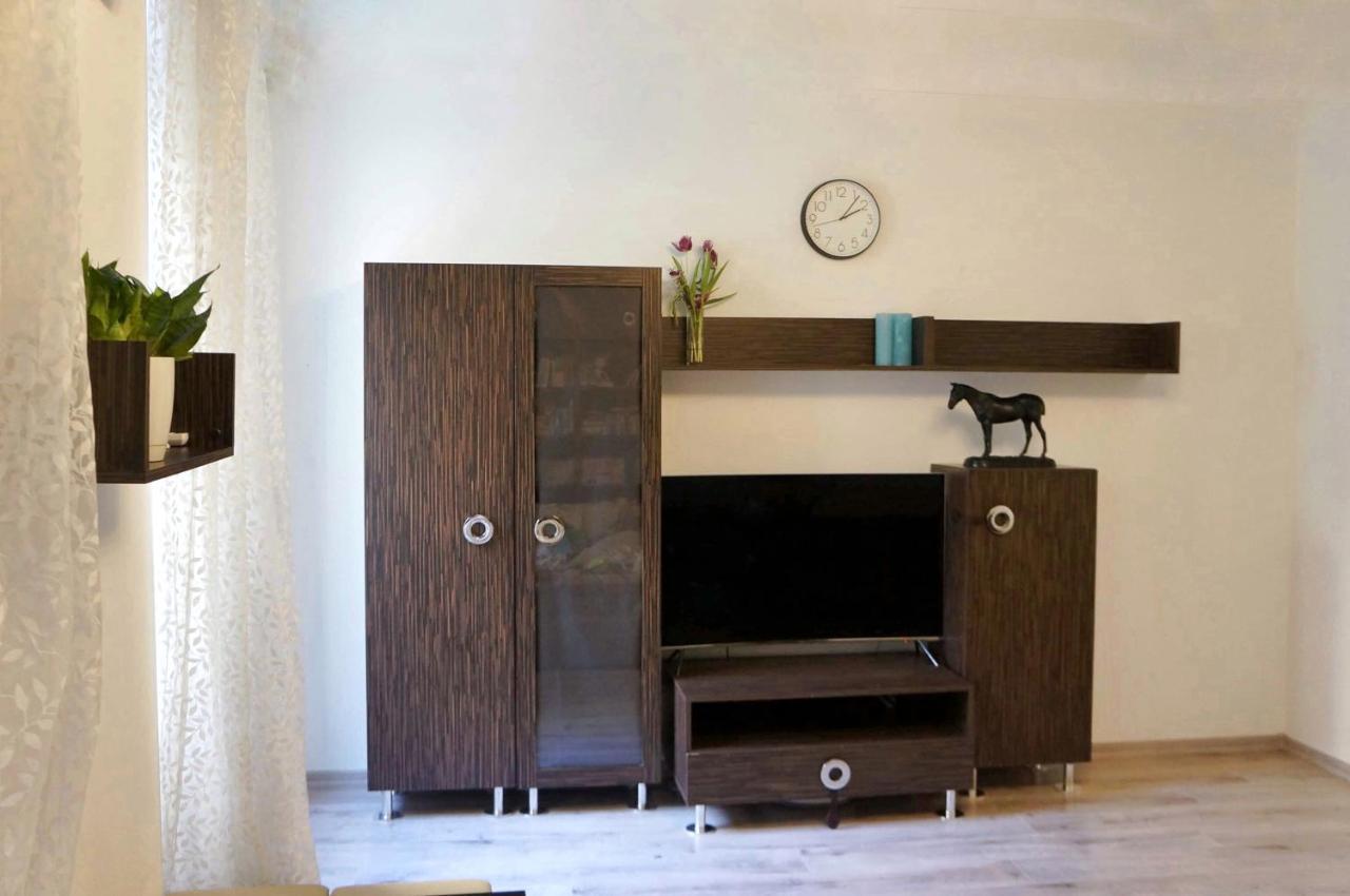 Apartments On Rynok Square, The Heart Of The City Lviv Luaran gambar